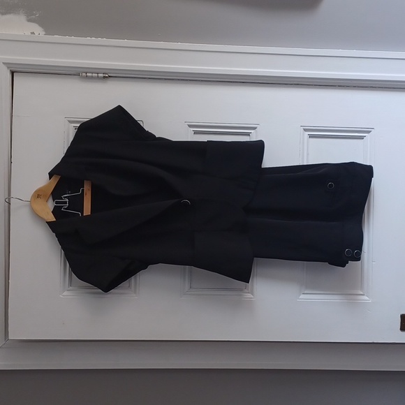 Capri Pant Suit - Picture 1 of 3